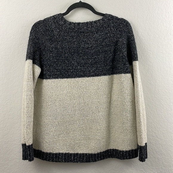 COZY Casual Black & Beige Woman's Block Sweater- Sz S/M - Picture 2 of 5